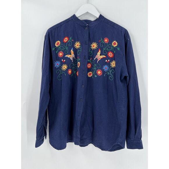 Beyond the Pond Vintage Shirt Womens Small Blue Button Up Floral Embroidered - Picture 1 of 16